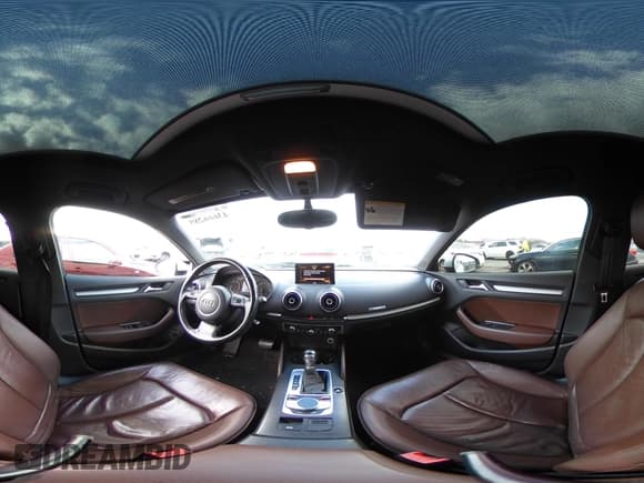 ✅ 2015 Audi A3 Premium • VIN: WAUBFGFF2F1103349 • Лот: 43666285. Опубликован ранее на IAAI с пробегом 130 173 миль. Бесплатный доступ к архиву аукционных продаж из США и подробный отчёт об истории автомобиля на DreamBid. Изображение 18.