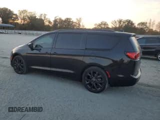 ✅ 2020 Chrysler Pacifica Touring L Plus • VIN: 2C4RC1EG4LR236090 • Lot: 92238565. Wystawiony na Copart z przebiegiem 121 514 mil. Bezpłatny archiwum sprzedaży aukcyjnych z USA i szczegółowy raport historii pojazdu na DreamBid. Zdjęcie 2.