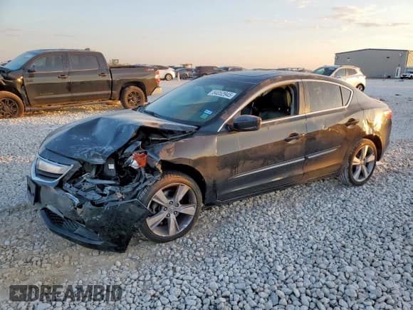 ✅ 2015 Acura ILX • VIN: 19VDE1F32FE000326 • Lot: 84052945. Listed on Copart with 129,866 mi. Free auction sales archive from the USA and detailed vehicle history report at DreamBid. Image 1.