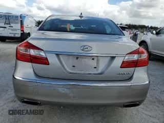 2012 Hyundai Genesis 3.8L z VIN KMHGC4DD0CU174539, wystawiony jako Copart lot #78599464 z przebiegiem Nie podano mil oraz Szkoda całkowita • Salvage title. Historia ofert i sprzedaży dostępna na DreamBid. Obrazek 6.