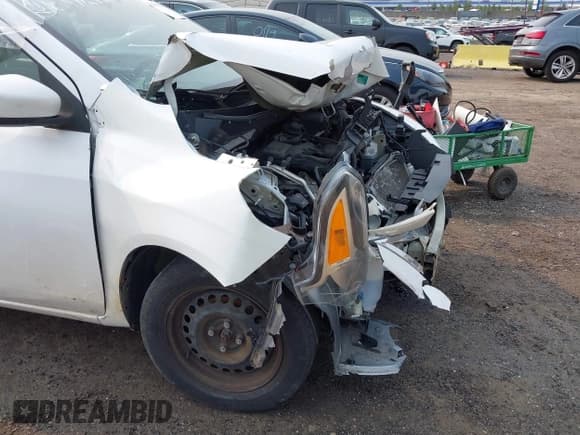 ✅ 2019 Nissan Versa SV • VIN: 3N1CN7AP1KL809079 • Lot: 42405903. Listed on IAAI with 76,115 mi. Free auction sales archive from the USA and detailed vehicle history report at DreamBid. Image 12.