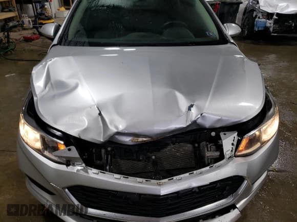 ✅ 2018 Chevrolet Cruze LS • VIN: 1G1BC5SM8J7219223 • Lot: 72304342. Wystawiony na Copart z przebiegiem 92 698 mil. Bezpłatny archiwum sprzedaży aukcyjnych z USA i szczegółowy raport historii pojazdu na DreamBid. Zdjęcie 11.