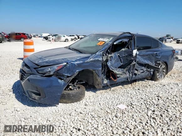 ✅ 2025 Subaru Legacy Limited • VIN: 4S3BWAN62S3005132 • Lot: 81704245. Listed on Copart with 7,390 mi. Free auction sales archive from the USA and detailed vehicle history report at DreamBid. Image 1.