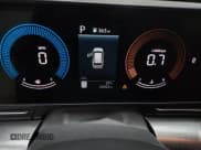 ✅ 2025 Hyundai Kona SEL • VIN: KM8HB3AB8SU212246 • Lot: 90502825. Wystawiony na Copart z przebiegiem 26 522 mil. Bezpłatny archiwum sprzedaży aukcyjnych z USA i szczegółowy raport historii pojazdu na DreamBid. Zdjęcie 9.