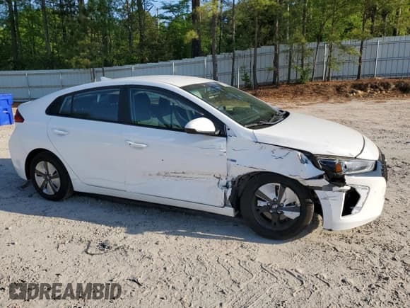 ✅ 2017 Hyundai Ioniq Blue • VIN: KMHC65LCXHU036650 • Lot: 53125015. Wystawiony na Copart z przebiegiem 46 544 mil. Bezpłatny archiwum sprzedaży aukcyjnych z USA i szczegółowy raport historii pojazdu na DreamBid. Zdjęcie 4.