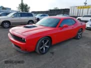 ✅ 2015 Dodge Challenger R/T • VIN: 2C3CDZAT9FH914013 • Lot: 43288641. Wystawiony na IAAI z przebiegiem 61 922 mil. Bezpłatny archiwum sprzedaży aukcyjnych z USA i szczegółowy raport historii pojazdu na DreamBid. Zdjęcie 2.