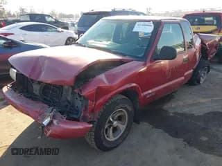 ✅ 1998 Chevrolet S-10 LS • VIN: 1GCCS1940W8126551 • Лот: 41308000. Опубликован ранее на IAAI с пробегом 191 648 миль. Бесплатный доступ к архиву аукционных продаж из США и подробный отчёт об истории автомобиля на DreamBid. Изображение 2.