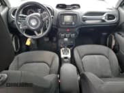 ✅ 2017 Jeep Renegade Latitude • VIN: ZACCJBBB2HPG50054 • Лот: 86458555. Опубликован ранее на Copart с пробегом 55 978 миль. Бесплатный доступ к архиву аукционных продаж из США и подробный отчёт об истории автомобиля на DreamBid. Изображение 8.