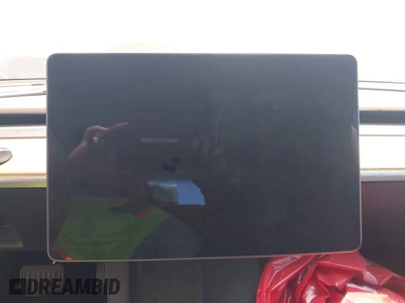 ✅ 2021 Tesla Model 3 Standard Range Plus • VIN: 5YJ3E1EAXMF048666 • Lot: 42155267. Wystawiony na IAAI z przebiegiem Nie podano. Bezpłatny archiwum sprzedaży aukcyjnych z USA i szczegółowy raport historii pojazdu na DreamBid. Zdjęcie 11.