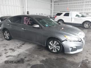 ✅ 2020 Nissan Altima S • VIN: 1N4BL4BV4LN318457 • Lot: 42933253. Wystawiony na IAAI z przebiegiem 83 518 mil. Bezpłatny archiwum sprzedaży aukcyjnych z USA i szczegółowy raport historii pojazdu na DreamBid. Zdjęcie 1.