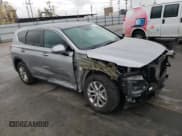 ✅ 2020 Hyundai Santa Fe SE • VIN: 5NMS23AD3LH252044 • Lot: 73371542. Wystawiony na Copart z przebiegiem 19 978 mil. Bezpłatny archiwum sprzedaży aukcyjnych z USA i szczegółowy raport historii pojazdu na DreamBid. Zdjęcie 4.