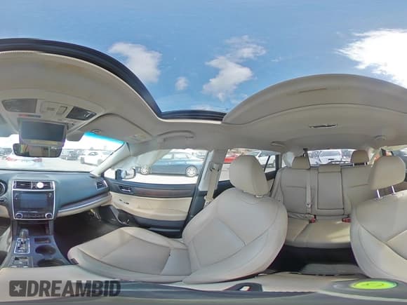 ✅ 2019 Subaru Outback Limited • VIN: 4S4BSENC8K3225895 • Lot: 68435215. Wystawiony na Copart z przebiegiem 91 683 mil. Bezpłatny archiwum sprzedaży aukcyjnych z USA i szczegółowy raport historii pojazdu na DreamBid. Zdjęcie 16.