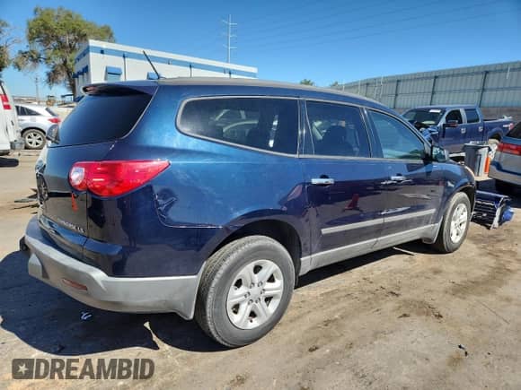 2010 Chevrolet Traverse LS with VIN 1GNLREED7AS153547, listed as a Copart auction lot 85550365 with 87,921 mi miles and Salvage title. Bid and sale history available at DreamBid. Image 3.