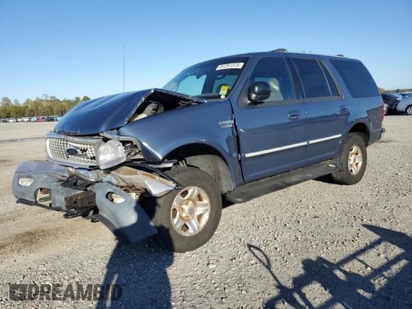 ✅ 1999 Ford Expedition XLT • VIN: 1FMPU18L3XLC28151 • Lot: 91291375. Wystawiony na Copart z przebiegiem 173 718 mil. Bezpłatny archiwum sprzedaży aukcyjnych z USA i szczegółowy raport historii pojazdu na DreamBid. Zdjęcie 1.