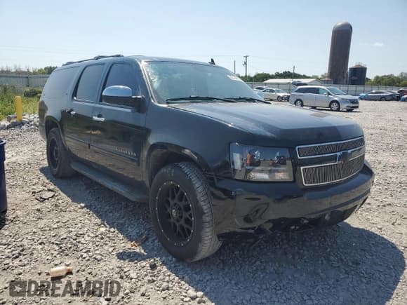 ✅ 2007 Chevrolet Suburban LT • VIN: 3GNFC16077G307421 • Lot: 80148135. Wystawiony na Copart z przebiegiem 289 749 mil. Bezpłatny archiwum sprzedaży aukcyjnych z USA i szczegółowy raport historii pojazdu na DreamBid. Zdjęcie 4.