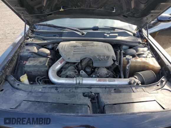 ✅ 2014 Dodge Challenger SXT • VIN: 2C3CDYAG0EH289786 • Lot: 74804674. Wystawiony na Copart z przebiegiem 175 166 mil. Bezpłatny archiwum sprzedaży aukcyjnych z USA i szczegółowy raport historii pojazdu na DreamBid. Zdjęcie 11.