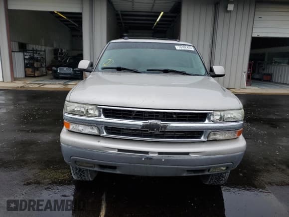 ✅ 2004 Chevrolet Tahoe LT • VIN: 1GNEC13Z54R264420 • Lot: 70382425. Listed on Copart with 201,894 mi. Free auction sales archive from the USA and detailed vehicle history report at DreamBid. Image 5.
