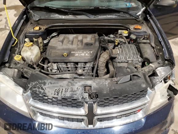 ✅ 2013 Dodge Avenger SE • VIN: 1C3CDZAB1DN724900 • Lot: 87160674. Wystawiony na Copart z przebiegiem 121 325 mil. Bezpłatny archiwum sprzedaży aukcyjnych z USA i szczegółowy raport historii pojazdu na DreamBid. Zdjęcie 11.