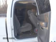 ✅ 2006 Chevrolet Silverado 2500HD LT3 • VIN: 1GCHK23D66F229988 • Лот: 41307107. Опубликован ранее на IAAI с пробегом 300 813 миль. Бесплатный доступ к архиву аукционных продаж из США и подробный отчёт об истории автомобиля на DreamBid. Изображение 8.