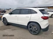 ✅ 2024 Mercedes-Benz GLA 250 • VIN: W1N4N4GB0RJ610854 • Лот: 54667235. Опубликован ранее на Copart с пробегом 5 548 миль. Бесплатный доступ к архиву аукционных продаж из США и подробный отчёт об истории автомобиля на DreamBid. Изображение 2.