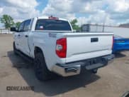✅ 2021 Toyota Tundra SR5 • VIN: 5TFEY5F11MX282450 • Lot: 42236961. Listed on IAAI with 40,271 mi. Free auction sales archive from the USA and detailed vehicle history report at DreamBid. Image 3.