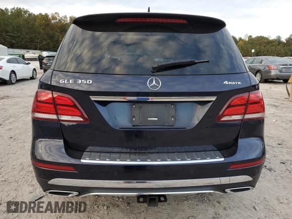 ✅ 2017 Mercedes-Benz GLE 350 • VIN: 4JGDA5HB0HA994524 • Lot: 79008434. Wystawiony na Copart z przebiegiem 120 867 mil. Bezpłatny archiwum sprzedaży aukcyjnych z USA i szczegółowy raport historii pojazdu na DreamBid. Zdjęcie 6.