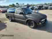 ✅ 2000 Chevrolet S-10 • VIN: 1GCCS1442Y8143829 • Lot: 84817015. Listed on Copart with 170,186 mi. Free auction sales archive from the USA and detailed vehicle history report at DreamBid. Image 4.