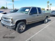 ✅ 1998 Chevrolet Silverado 1500 • VIN: 1GCEK19R7WR154118 • Lot: 43812268. Listed on IAAI with 162,979 mi. Free auction sales archive from the USA and detailed vehicle history report at DreamBid. Image 2.