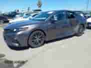 2021 Toyota Camry Hybrid SE z VIN 4T1G31AK6MU551359, wystawiony jako IAAI lot #42995923 z przebiegiem 54 373 mil mil oraz . Historia ofert i sprzedaży dostępna na DreamBid. Obrazek 2.