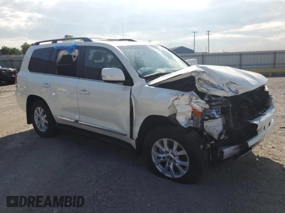 ✅ 2021 Toyota Land Cruiser • VIN: JTMCY7AJ5M4096910 • Лот: 64109415. Опубликован ранее на Copart с пробегом 16 199 миль. Бесплатный доступ к архиву аукционных продаж из США и подробный отчёт об истории автомобиля на DreamBid. Изображение 4.