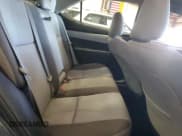 ✅ 2017 Toyota Corolla LE • VIN: 2T1BURHE1HC913238 • Lot: 90072005. Wystawiony na Copart z przebiegiem 58 870 mil. Bezpłatny archiwum sprzedaży aukcyjnych z USA i szczegółowy raport historii pojazdu na DreamBid. Zdjęcie 10.