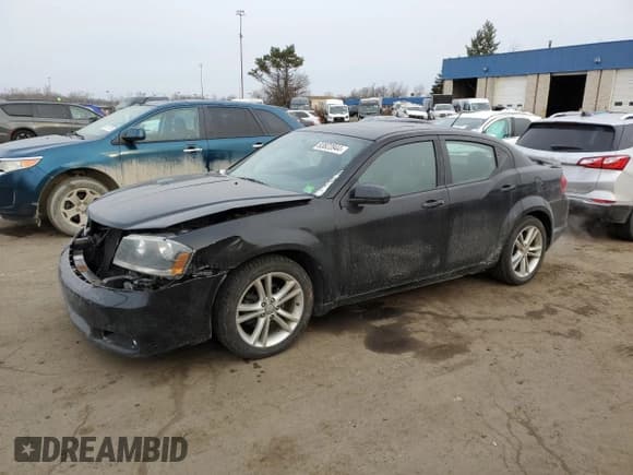 ✅ 2014 Dodge Avenger SXT • VIN: 1C3CDZCG3EN217717 • Lot: 83823944. Wystawiony na Copart z przebiegiem 143 442 mil. Bezpłatny archiwum sprzedaży aukcyjnych z USA i szczegółowy raport historii pojazdu na DreamBid. Zdjęcie 1.