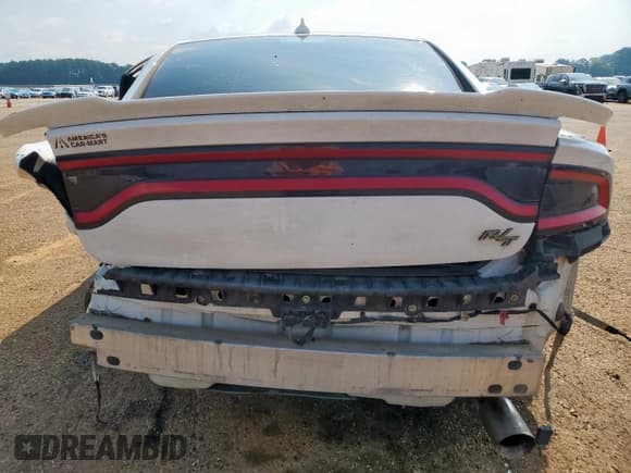 ✅ 2015 Dodge Charger RT • VIN: 2C3CDXCT8FH871074 • Lot: 71456925. Listed on Copart with 159,611 mi. Free auction sales archive from the USA and detailed vehicle history report at DreamBid. Image 6.