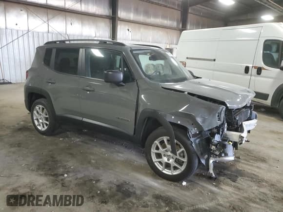 ✅ 2022 Jeep Renegade Latitude • VIN: ZACNJDB10NPN63189 • Лот: 51943695. Опубликован ранее на Copart с пробегом 45 842 миль. Бесплатный доступ к архиву аукционных продаж из США и подробный отчёт об истории автомобиля на DreamBid. Изображение 4.