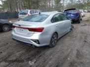 ✅ 2021 Kia Forte LXS • VIN: 3KPF24AD6ME370640 • Lot: 41900460. Listed on IAAI with 42,924 mi. Free auction sales archive from the USA and detailed vehicle history report at DreamBid. Image 4.