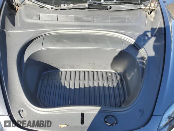 ✅ 2024 Tesla Model 3 • VIN: 5YJ3E1EA5RF734413 • Лот: 90727225. Опубликован ранее на Copart с пробегом 42 926 миль. Бесплатный доступ к архиву аукционных продаж из США и подробный отчёт об истории автомобиля на DreamBid. Изображение 11.