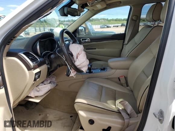 ✅ 2015 Jeep Grand Cherokee Overland • VIN: 1C4RJFCT7FC717371 • Lot: 80313135. Listed on Copart with 129,977 mi. Free auction sales archive from the USA and detailed vehicle history report at DreamBid. Image 7.