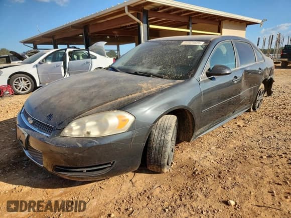 ✅ 2014 Chevrolet Impala LS • VIN: 2G1WA5E34E1110884 • Лот: 84921625. Опубликован ранее на Copart с пробегом 228 784 миль. Бесплатный доступ к архиву аукционных продаж из США и подробный отчёт об истории автомобиля на DreamBid. Изображение 1.