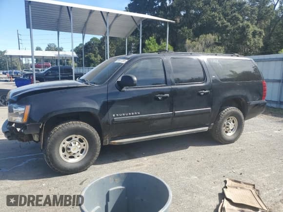 ✅ 2007 Chevrolet Suburban LS • VIN: 3GNGK26K67G135705 • Лот: 89537205. Опубликован ранее на Copart с пробегом 213 824 миль. Бесплатный доступ к архиву аукционных продаж из США и подробный отчёт об истории автомобиля на DreamBid. Изображение 1.