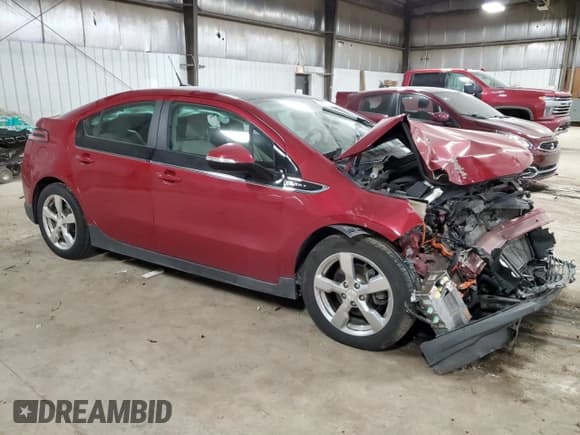 ✅ 2012 Chevrolet Volt • VIN: 1G1RB6E49CU125939 • Lot: 68687304. Wystawiony na Copart z przebiegiem 164 191 mil. Bezpłatny archiwum sprzedaży aukcyjnych z USA i szczegółowy raport historii pojazdu na DreamBid. Zdjęcie 4.