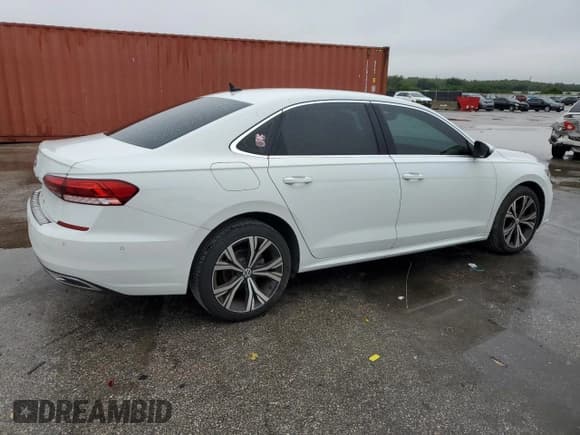 ✅ 2020 Volkswagen Passat SEL • VIN: 1VWCA7A34LC019291 • Lot: 63822985. Listed on Copart with 76,250 mi. Free auction sales archive from the USA and detailed vehicle history report at DreamBid. Image 3.