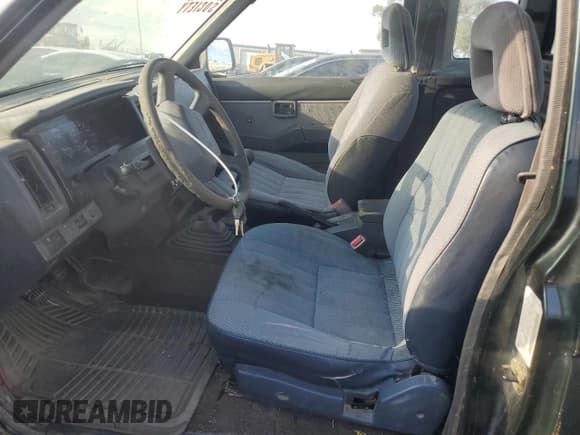 ✅ 1993 Nissan Frontier SE • VIN: 1N6HD16Y9PC398809 • Лот: 70628754. Опубликован ранее на Copart с пробегом 224 511 миль. Бесплатный доступ к архиву аукционных продаж из США и подробный отчёт об истории автомобиля на DreamBid. Изображение 7.