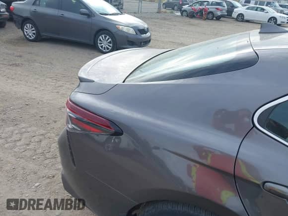 2022 Toyota Camry SE with VIN 4T1G11BK7NU049434, listed as a IAAI auction lot 43099991 with 36,395 mi miles and . Bid and sale history available at DreamBid. Image 19.