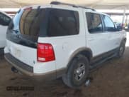 ✅ 2002 Ford Explorer Eddie Bauer • VIN: 1FMZU64W12ZA40059 • Lot: 42449518. Wystawiony na IAAI z przebiegiem Nie podano. Bezpłatny archiwum sprzedaży aukcyjnych z USA i szczegółowy raport historii pojazdu na DreamBid. Zdjęcie 4.