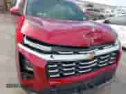 2025 Chevrolet Equinox AWD LT z VIN 3GNAXPEGXSL103535, wystawiony jako IAAI lot #41570483 z przebiegiem 2 312 mil mil oraz . Historia ofert i sprzedaży dostępna na DreamBid. Obrazek 6.