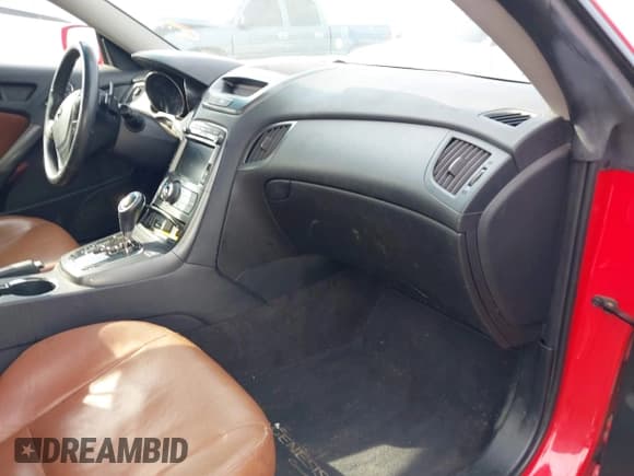 ✅ 2012 Hyundai Genesis Coupe Grand Touring • VIN: KMHHU6KH2CU078575 • Lot: 41963465. Wystawiony na IAAI z przebiegiem 95 683 mil. Bezpłatny archiwum sprzedaży aukcyjnych z USA i szczegółowy raport historii pojazdu na DreamBid. Zdjęcie 5.