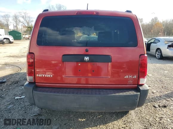 ✅ 2007 Dodge Nitro SXT • VIN: 1D8GU28K97W643282 • Lot: 92624235. Listed on Copart with 208,438 mi. Free auction sales archive from the USA and detailed vehicle history report at DreamBid. Image 6.