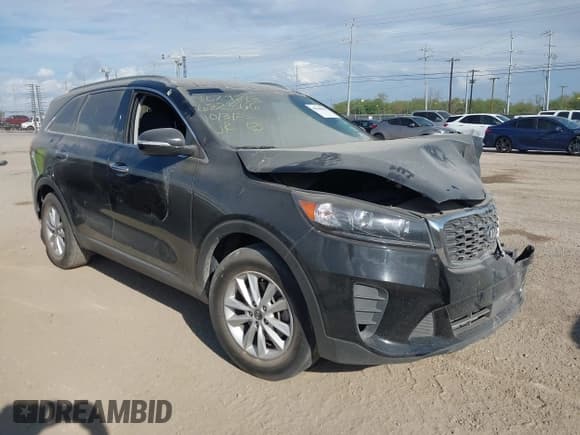 ✅ 2020 Kia Sorento LX • VIN: 5XYPG4A34LG682566 • Lot: 43388601. Listed on IAAI with 82,176 mi. Free auction sales archive from the USA and detailed vehicle history report at DreamBid. Image 1.