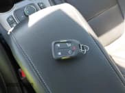 ✅ 2023 GMC Acadia SLT • VIN: 1GKKNML43PZ186224 • Lot: 43471725. Wystawiony na IAAI z przebiegiem 58 236 mil. Bezpłatny archiwum sprzedaży aukcyjnych z USA i szczegółowy raport historii pojazdu na DreamBid. Zdjęcie 11.