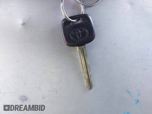 ✅ 2005 Toyota RAV4 • VIN: JTEHD20V150059480 • Lot: 43001895. Listed on IAAI with 120,720 mi. Free auction sales archive from the USA and detailed vehicle history report at DreamBid. Image 11.